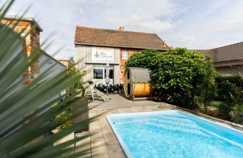 Geierswalde Casa | Alte Schmiede mit Sauna, Pool und Whirpool im Außenbereich schönstes Ferienhaus der Lausitz