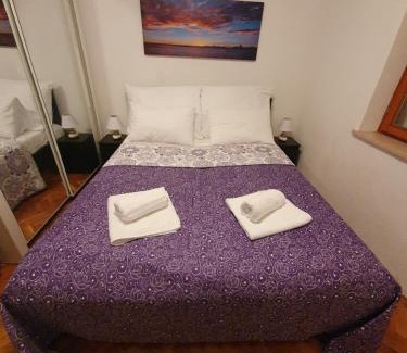 Vrpolje Casa | Altea holidey home with Jacuzzi and free parking