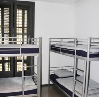 Eixample Hostal | Alternative Creative Youth Hostel Barcelona