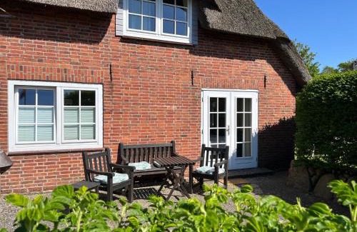 Großmorsum Apartamento | Altes Friesenhaus West