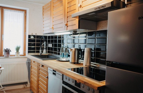 Edenkoben Apartamento | Altes Häusle am Waschbach-nostalgische Ferienwohnung für 4 Personen-weinberge