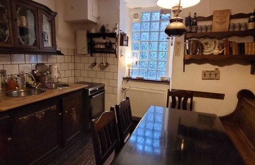 Ellenz-Poltersdorf Casa | "Altes Spukhaus" Beilstein - historic winegrower's house from 1880