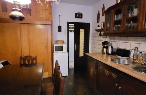 Ellenz-Poltersdorf Casa | "Altes Spukhaus" Beilstein - historic winegrower's house from 1880
