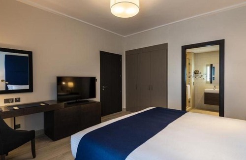 Doha Apartamento | Althuraya Tower 3005
