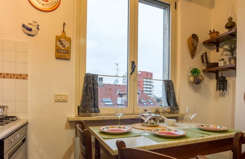 Ghisolfa Apartamento | ALTIDO Warm Family Flat for 6 w/Terrace in Milan