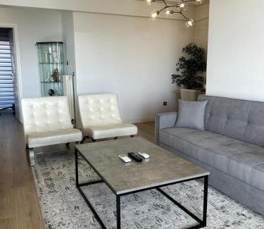 Argyroupoli Apartamento | Altitude 5 Penthouse Elliniko