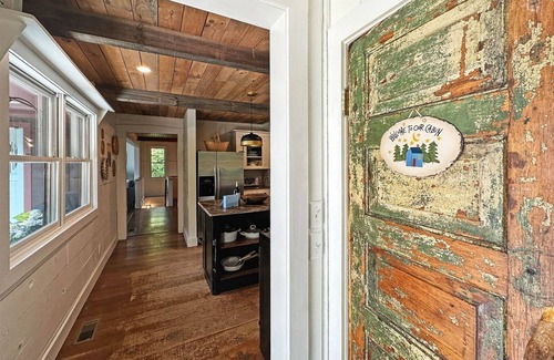 Mirror Lake Cabina | Altitude Adjustment | Modern Farmhouse Style with Gorgeous Mountain Views