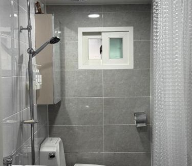 Hapjeong-dong Apartamento | Alto 202