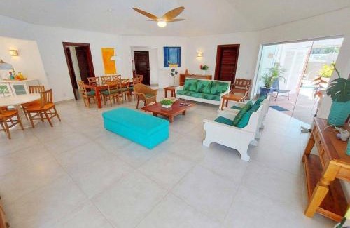 Jardim Virginia Casa | Alto padrão com piscina 300m da praia