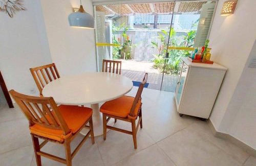 Jardim Virginia Casa | Alto padrão com piscina 300m da praia