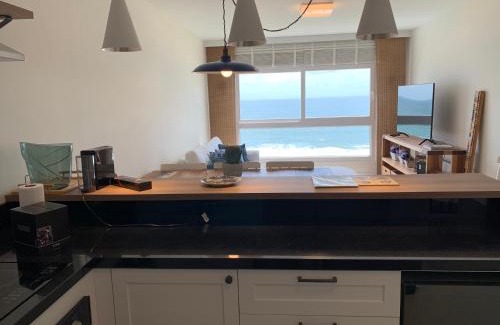 Ingleses Centro Apartamento | Alto Padrão Pé na Areia 2