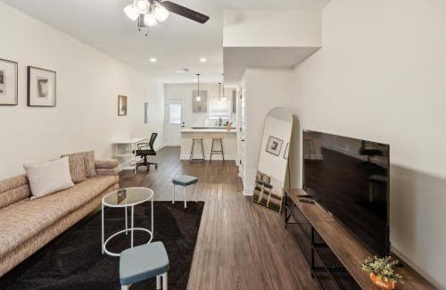 Clarksville Apartamento | Alto Q7 I Modern New Construction 2bd Apartment