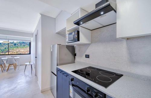 El Golf Apartamento | Alto Vitacura II - AC & City Views