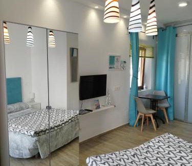 Lagunillas Casa | Altozano Room I, Estudió, centro de Málaga, GayFriendly, Wi-Fi gratis