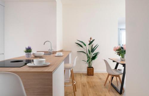 Triana Apartamento | Altozano Suite Apartment