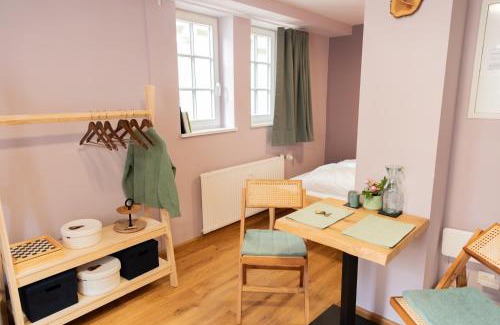 Wetzlar Apartamento | Altstadt Apartment am Dom Wetzlar, 1 Zi, Küche, Bad mit Parkplatz am Grundstück