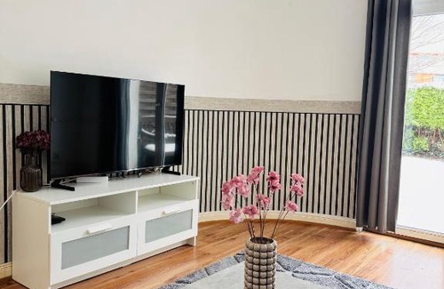 Wedel Apartamento | Altstadt-Charme bei Hamburg mit Garten & Grill