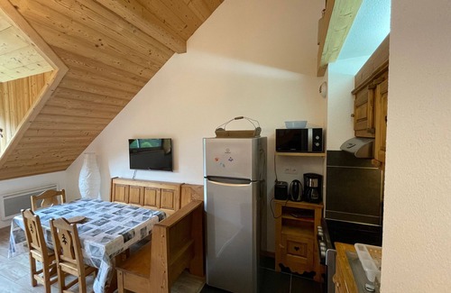 Laveissiere Apartamento | ALTURA T2 Duplex wifi au pied des montagnes