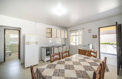 Bombas Casa | Aluguel Casa 2 Quartos para 8 Pessoas - 503A