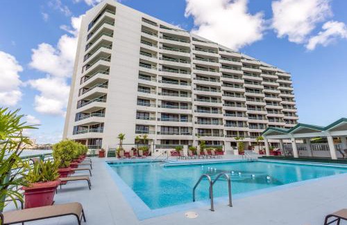 Tamuning Apartamento | Alupang Beach Tower