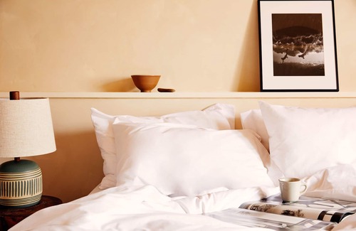 Montauk Hotel | Always a Great Idea To Unwind! 2 Relaxing Units, Pool, Close to Kirk Park Beach!