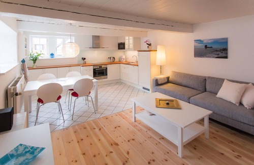 Flensburg Apartamento | Am alten Kaufmannshof - whirlpool bath, shower, TV, WLAN, washing machine, parking space