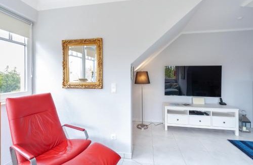 Zingst Apartamento | Am Horizont No 1 für 2-4 Pers, 2 Schlafz, Babybett, Südbalkon, kostenloser Parkplatz, 500 Meter zum Strand