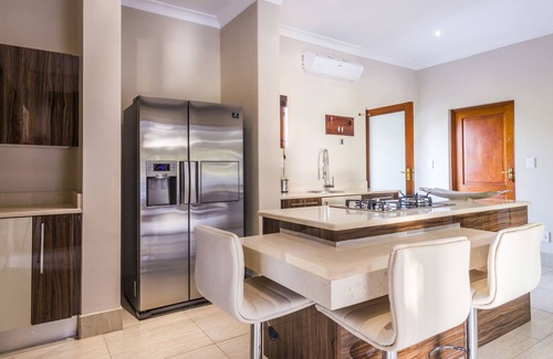 Thorny Bush Game Reserve Cabina | AM Lodge
