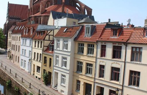 Wismar Apartamento | Am Mühlenbach mit Balkon - ABC270 by ABC Fewo Service Wismar