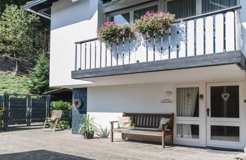 Eslohe Casa | Junto al bosque Retiro moderno