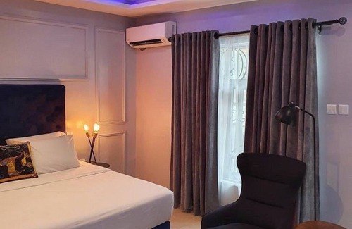 Ofin Hotel | Amador Suites Lekki