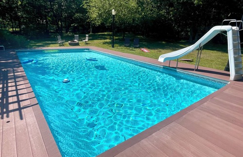 Amagansett North Casa | Amagansett:3 bedroom, 2.5 bathroom, in-ground pool and large fenced yard.