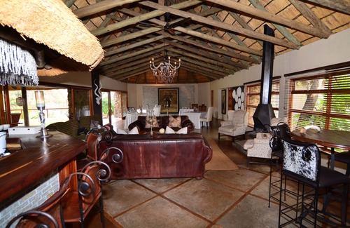 Magudu Cabina | Amakhosi Safari Lodge and SPA