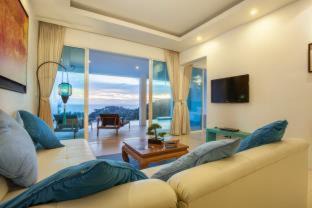 Kamala Hotel | Amala Grand Bleu Resort Hilltops - SHA