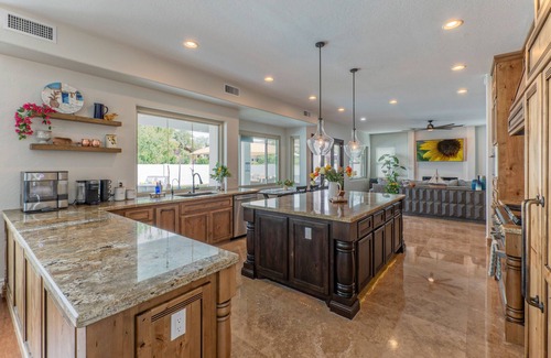 Arabian Views Casa | Amalfi Coast in Scottsdale- Heated pool, Foam pit & indoor playhouse