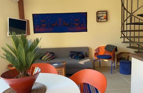 Montlouis-sur-Loire Apartamento | Amalouyse Gîte de charme duplex 4 personnes en bord de Loire
