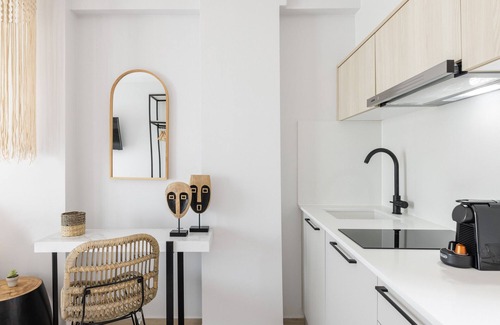 Polichrono Casa | Amalthia Luxury Suites