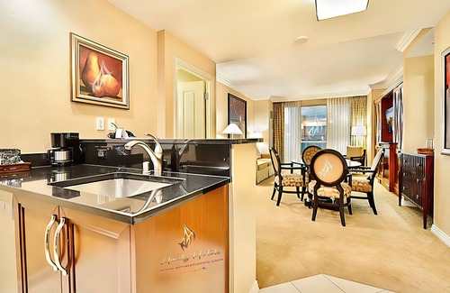 Las Vegas Apartamento | Amalz # 4, MGM Signature 2 Bedroom 3 Bathroom Balcony Suites !