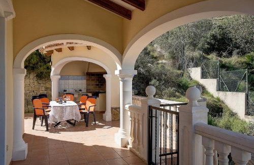 Pedreguer Villa | Amanda: 4 bedroom villa with stunning views