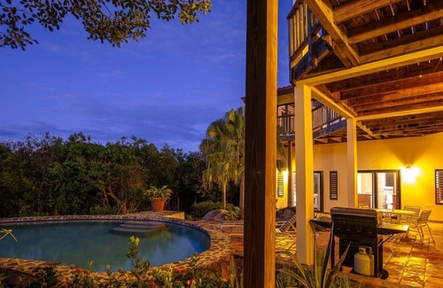 Little Trunk Bay Villa | Amani 1BR- Stunning Perfect Getaway