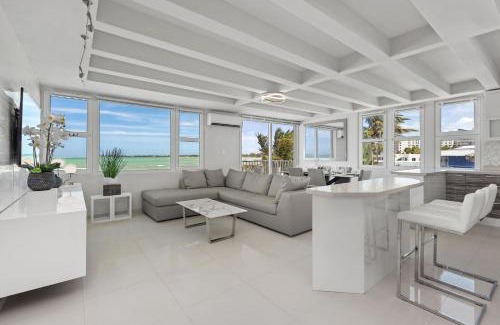 Isla Verde Apartamento | Amapola SeaSide Beach Front Apartment