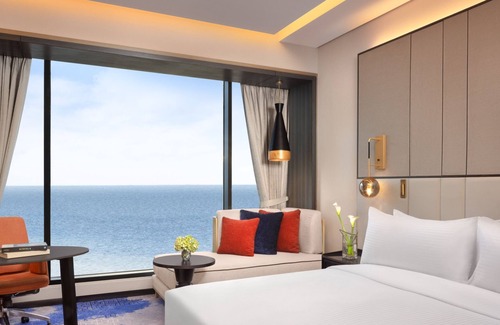 Kollupitiya Hotel | Amari Colombo Sri Lanka