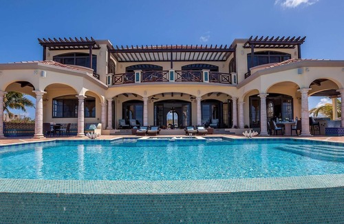 Island Harbour Villa | Amarilla Villa Summar