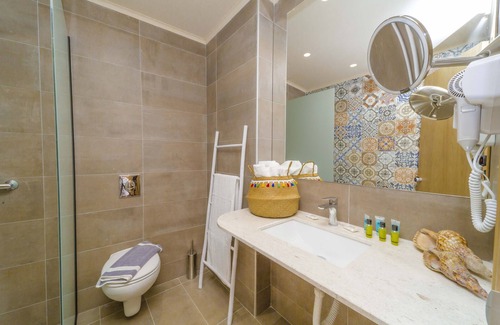 Lardos Casa | Amaryllis Front Beach Hotel