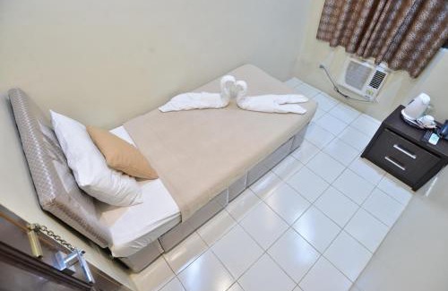 Pio del Pilar Hotel | Amax Inn Makati