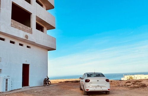 Mirleft Apartamento | Amazigh Home ist 5 Minuten vom Strand Entfernt, Apartment mit Terrasse