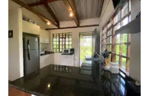 San Miguel de los Bancos Cabaña | Amazing 2-bedroom cottage in Milpe cloud forest.