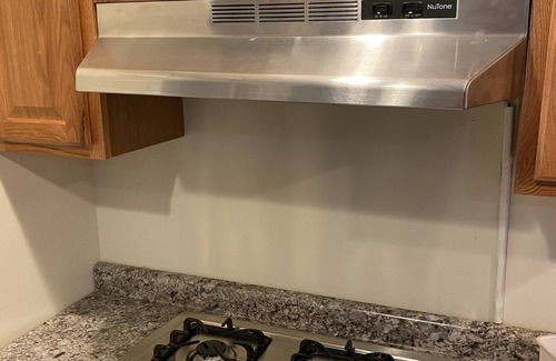 Green Tree Apartamento | Amazing 1 bedroom unit in Pittsburgh City of Carnegie area PA.