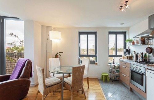 Stoke Newington Apartamento | Amazing 2 Bed Apt w/Balcony nr Stoke Newington