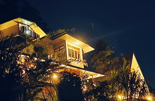 Gangtok Casa | Amazing 2 bedroom house with WiFi in Gangtok A frame cottage, peaceful place